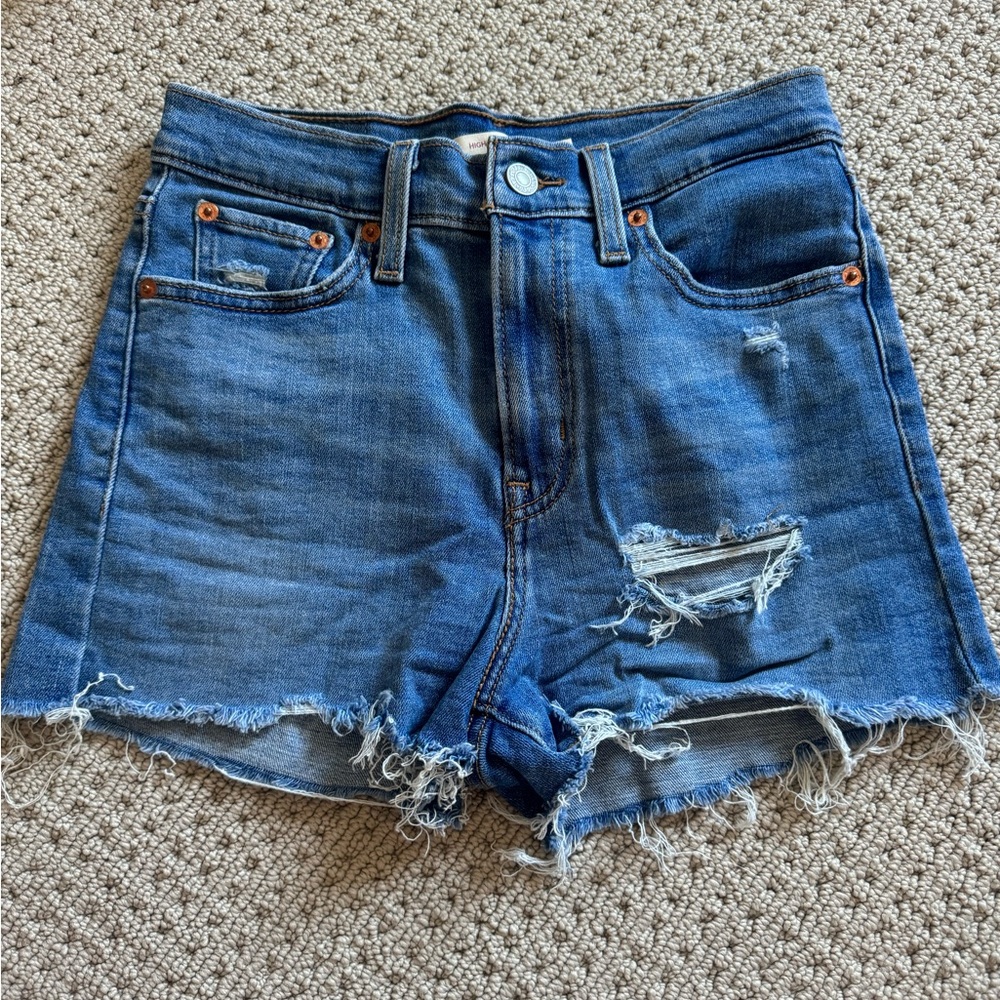 Levi’s high rise denim short